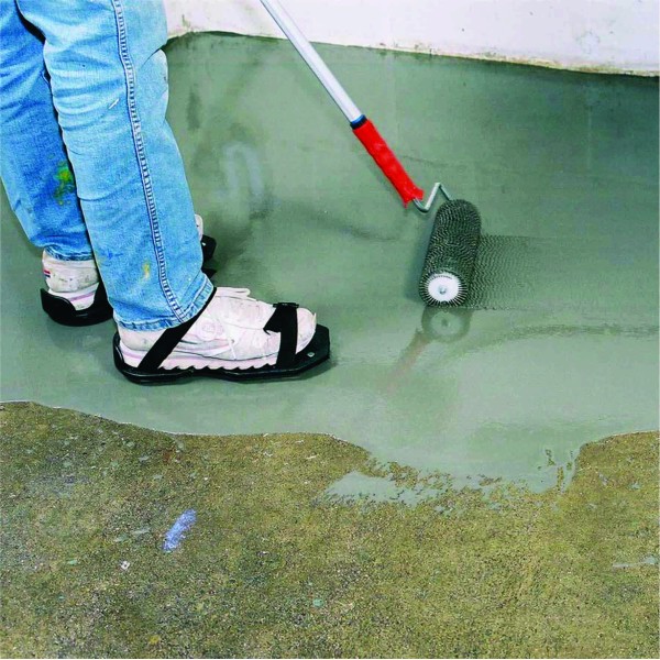 Papuci cu Cuie Storch